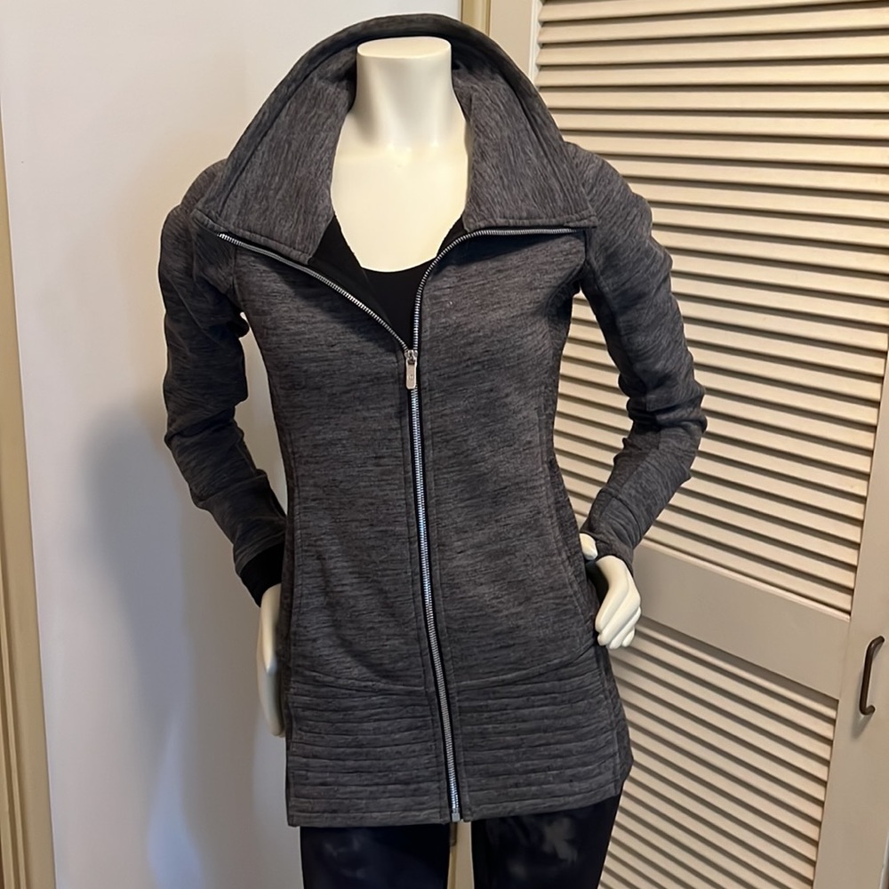Lululemon jacket - Picture 2 of 4